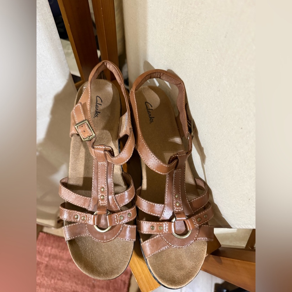 Clarks Collection Lexi Sumac Brown Leather Sandal
